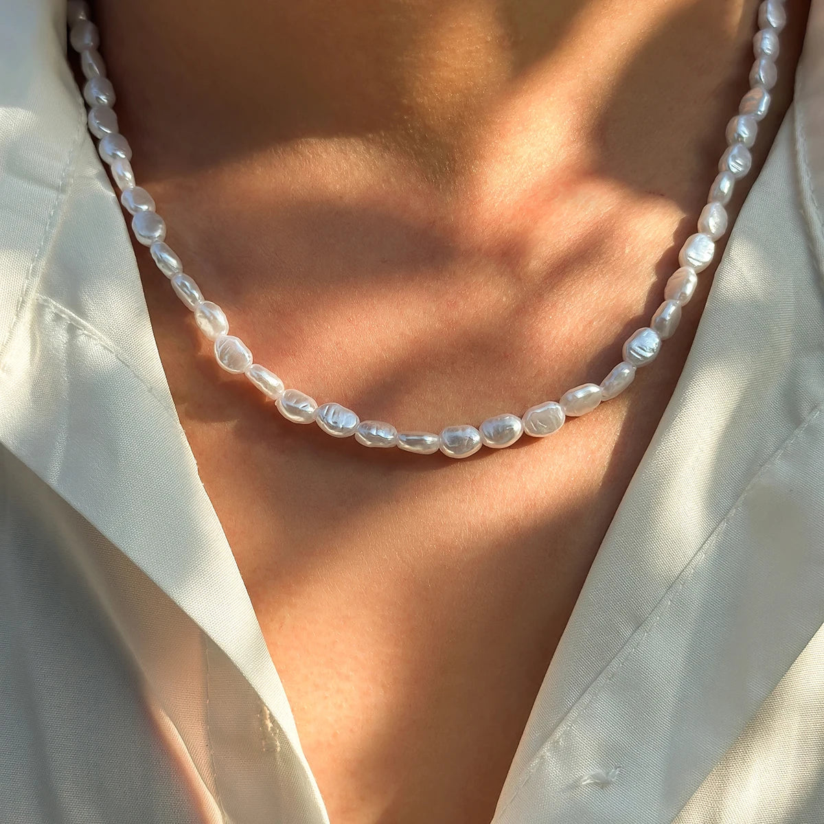 Ingemark Faux Pearl Choker Necklace – Vintage Elegant Beaded Link Chain for Women (2 Styles)