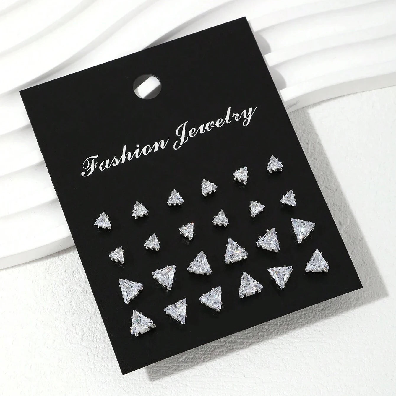 PairsEarrings Are Suitable For Gifts To Parties,And Couples