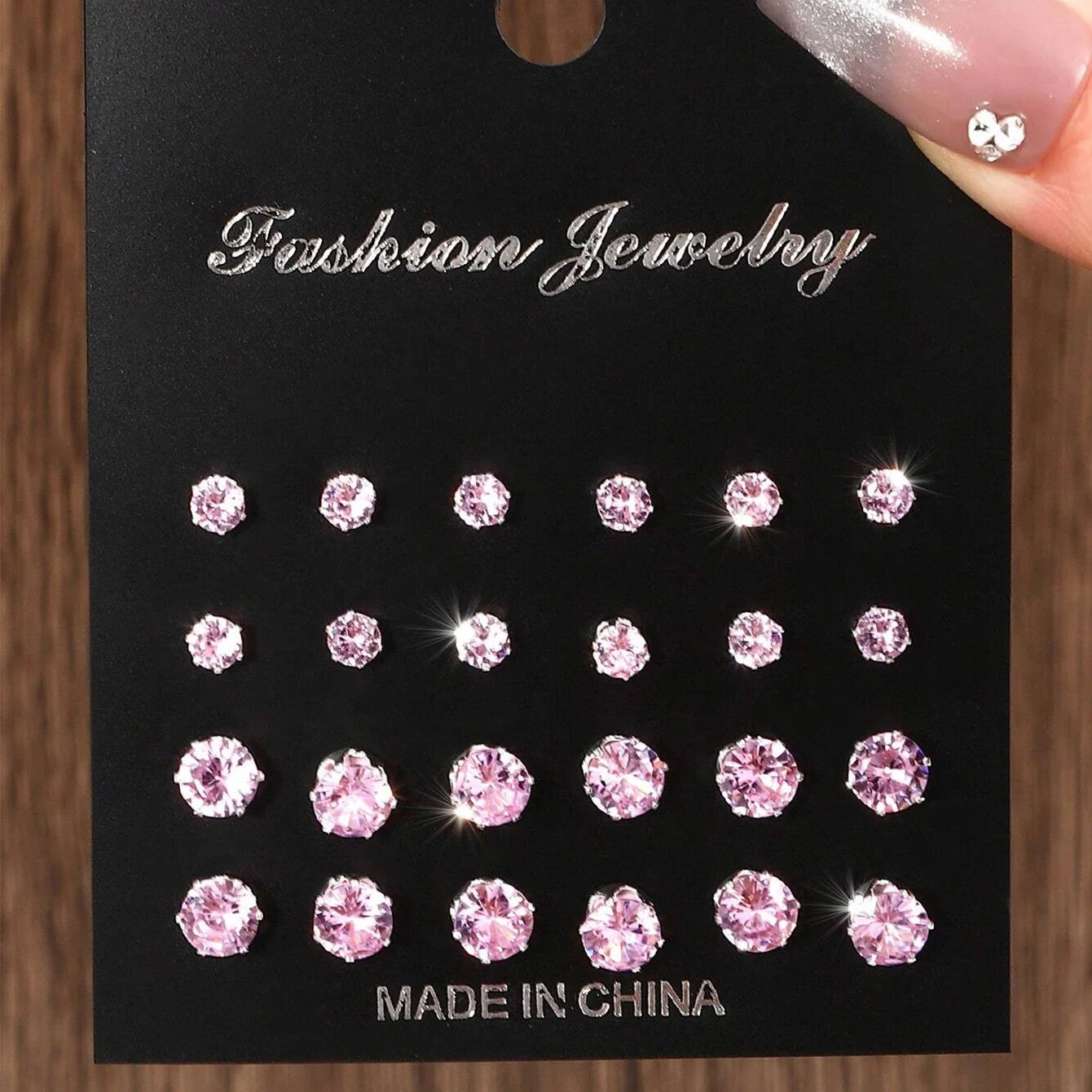 PairsEarrings Are Suitable For Gifts To Parties,And Couples