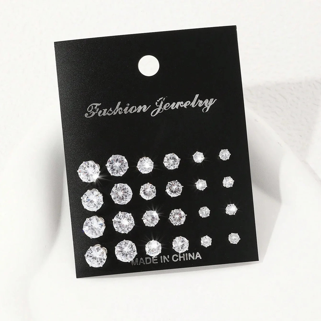 PairsEarrings Are Suitable For Gifts To Parties,And Couples