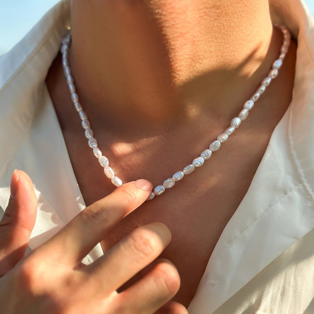 Ingemark Faux Pearl Choker Necklace – Vintage Elegant Beaded Link Chain for Women (2 Styles)