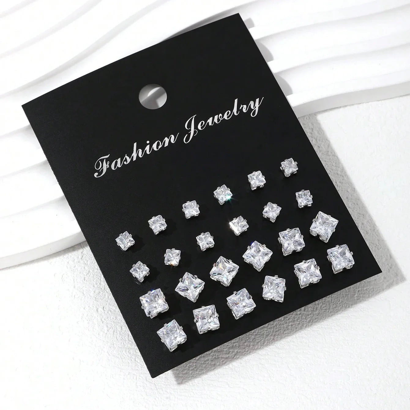 PairsEarrings Are Suitable For Gifts To Parties,And Couples