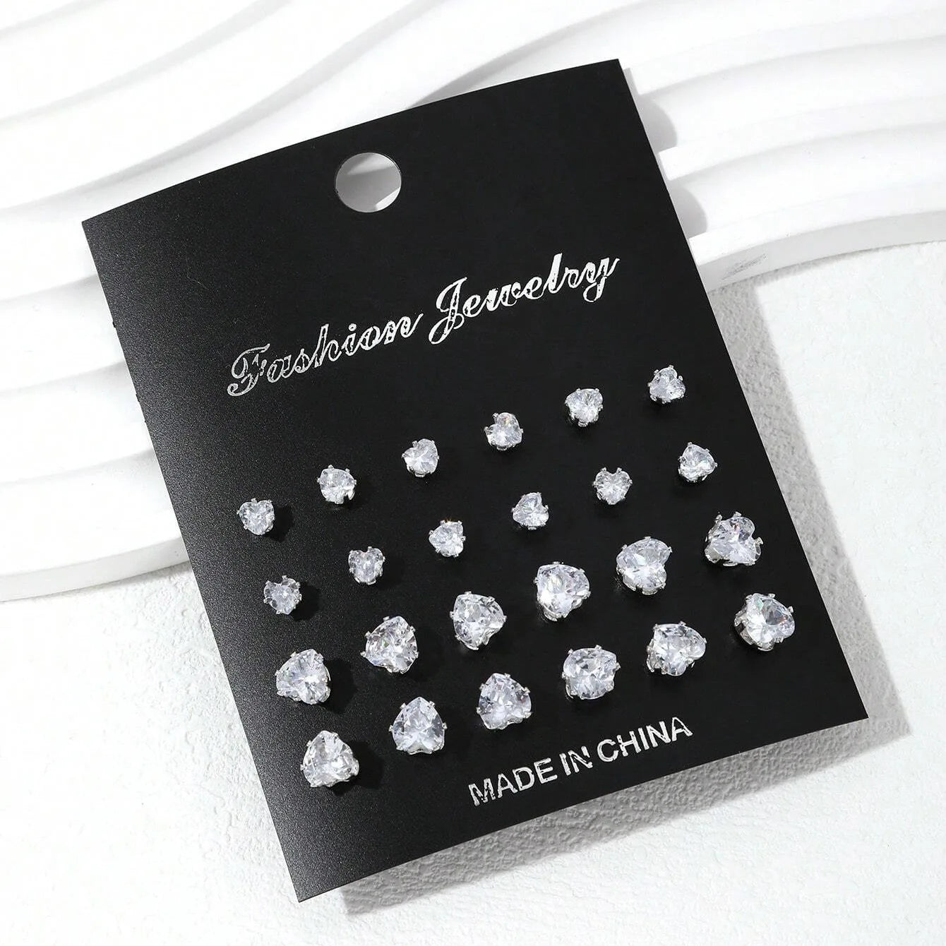 PairsEarrings Are Suitable For Gifts To Parties,And Couples