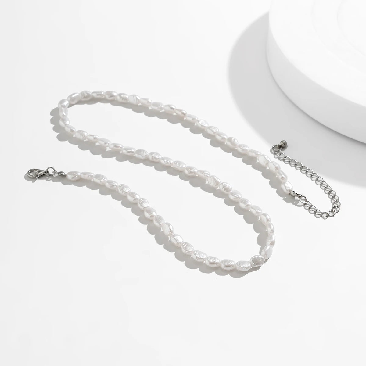 Ingemark Faux Pearl Choker Necklace – Vintage Elegant Beaded Link Chain for Women (2 Styles)